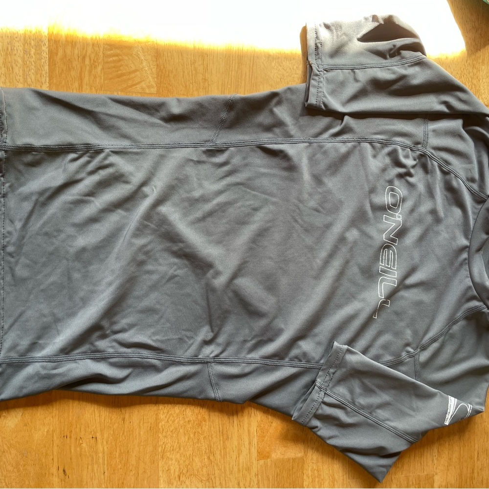 ONeil Gray Short Sleeve swim Shirt